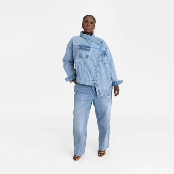 KBB by KAHLANA NWT Light Wash Asymmetrical Front Denim Jacket Size 2X - Picture 3 of 4